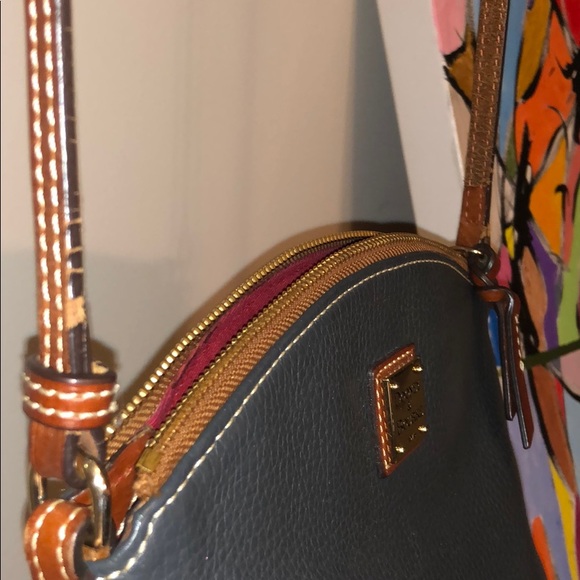Dooney & Bourke purse - Picture 6 of 8